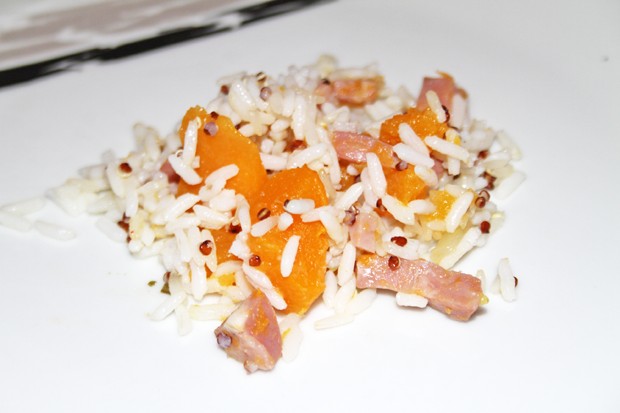 Bratreis mit Quinoa, Kürbis und Schinken