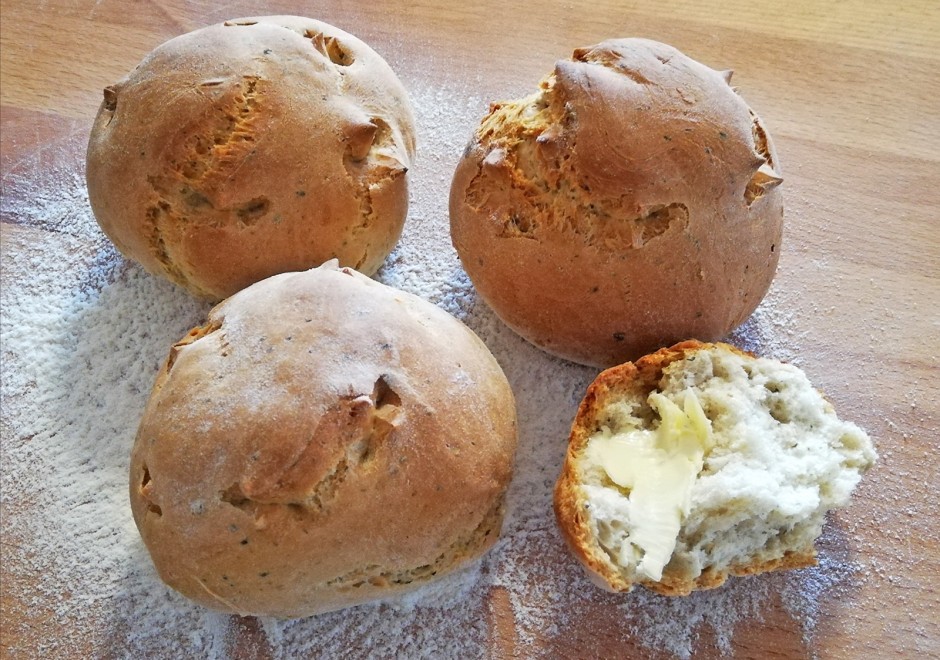 Kräuterweckerl