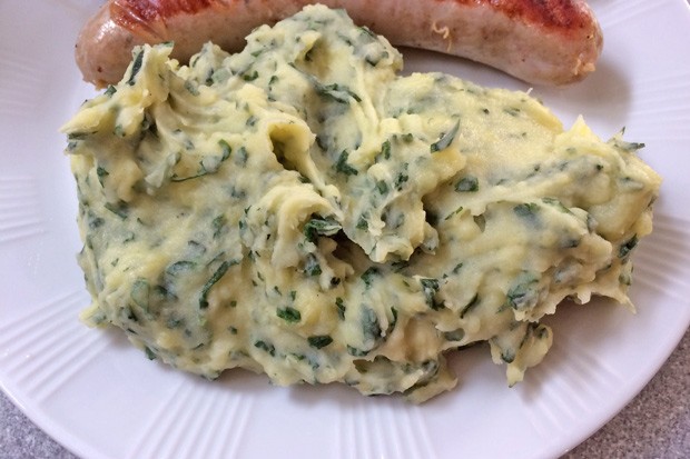 Kartoffelpüree mit Babyspinat