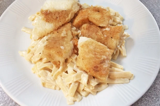 Schwarzer Heilbutt mit Frischk&auml;senudeln
