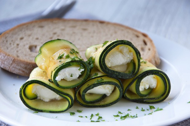 Zucchiniröllchen
