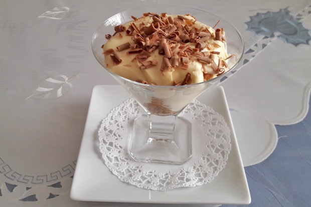 Metaxa-Creme mit Biskotten