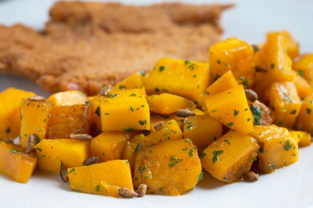 S&uuml;&szlig;-saures K&uuml;rbisgem&uuml;se