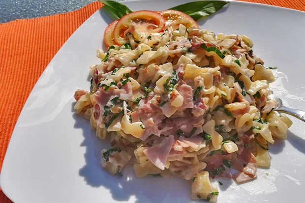 B&auml;rlauch-Schinken-Fleckerl