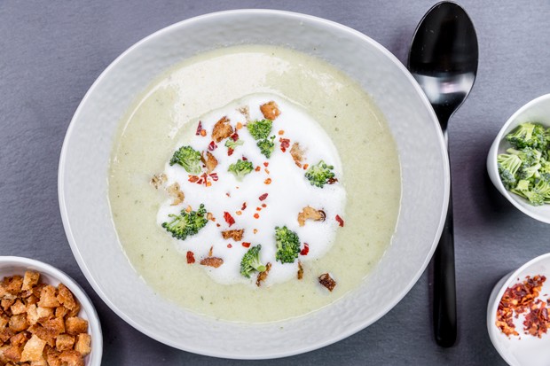 Brokkolistängel-Suppe