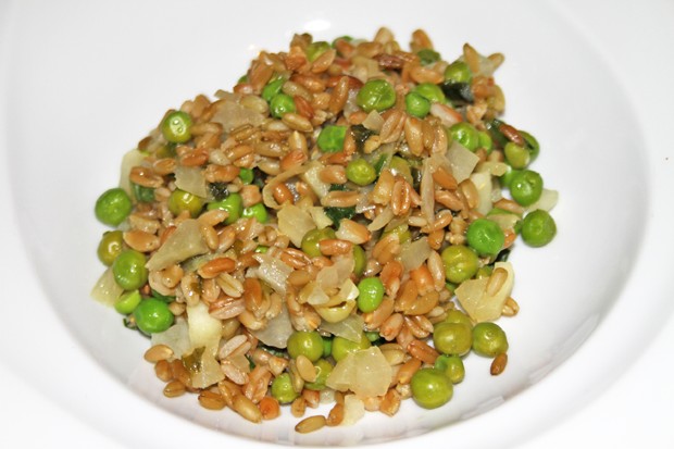 Frühlingshafte Grünkern-Pfanne