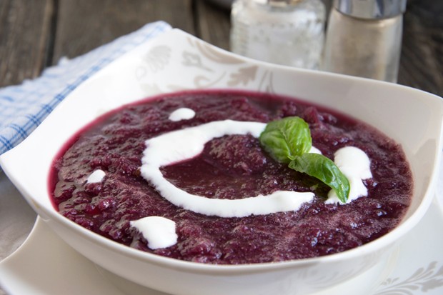 Apfel-Rotkraut-Suppe