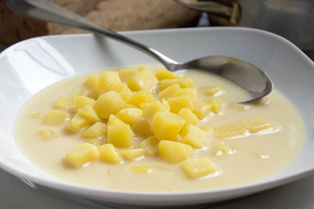 Grauk&auml;se-Suppe