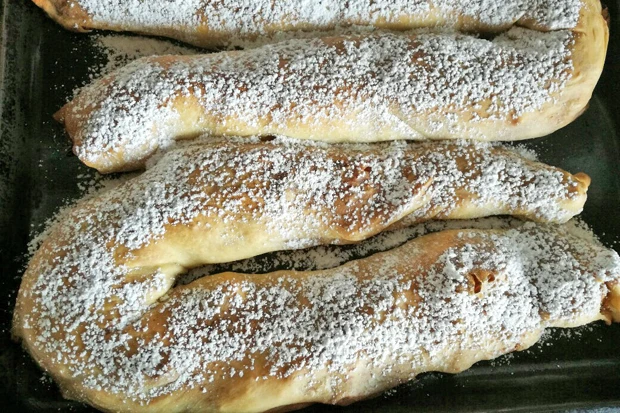 Omas Apfelstrudel