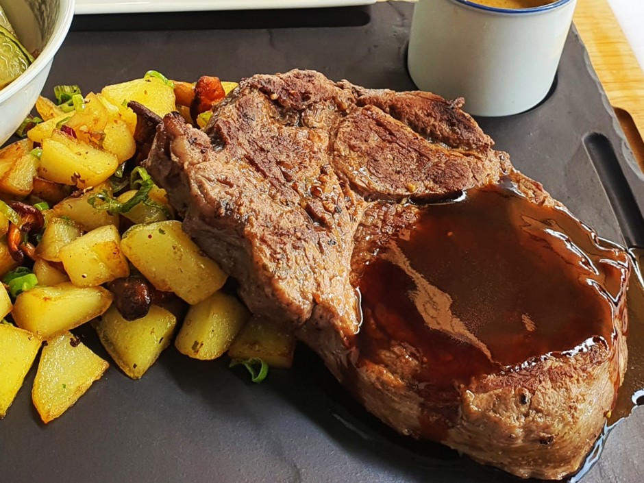 Ribeye-Steak
