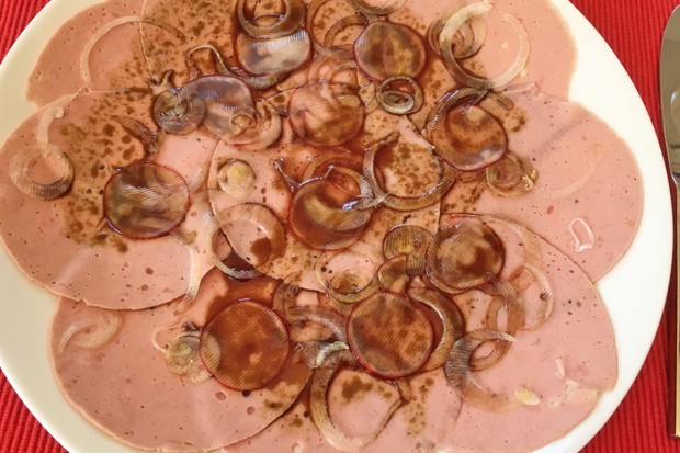 Essigwurst mit Radieschen