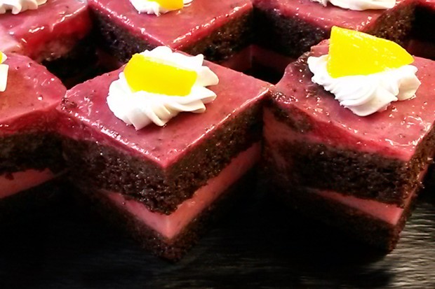 Kakaokuchen mit Himbeercreme