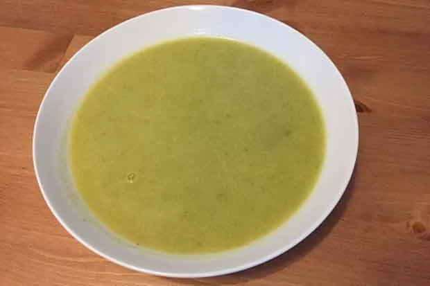 Schnelle Spargelsuppe