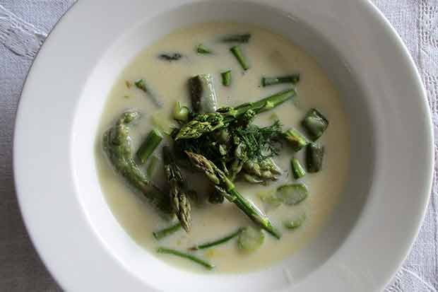 Spargelsuppe