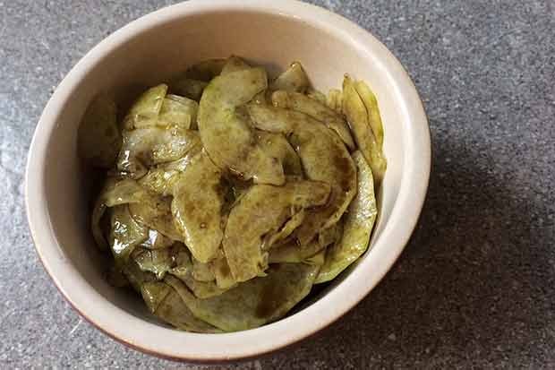 Gurkensalat mit Kernöl
