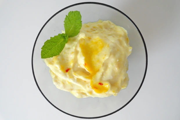 Mangoschaum mit Chili