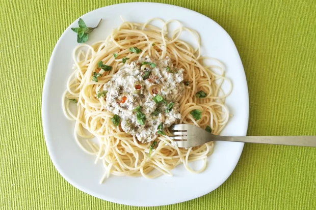 Schnelle Spaghetti mit Fischsauce