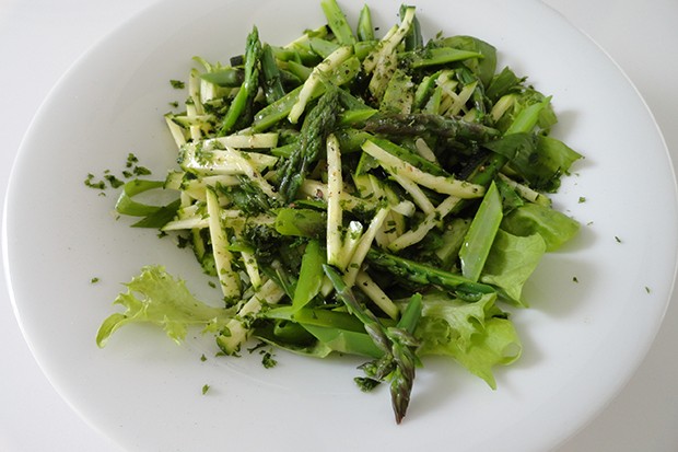 Spargel-Zucchini-Salat
