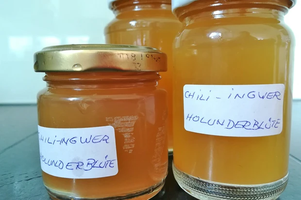 Ingwer-Chili-Holunderblütengelee