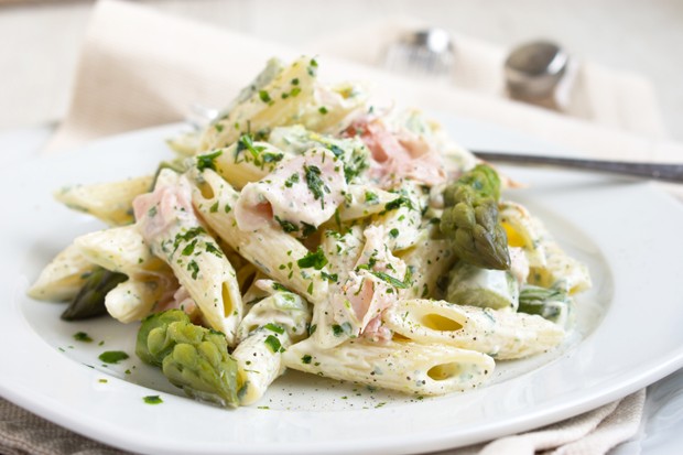 Frühlingspasta mit Spargel