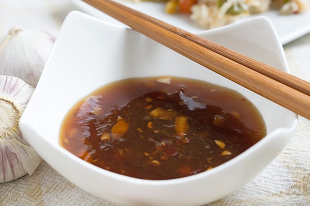 Süß-saure Knoblauchsauce