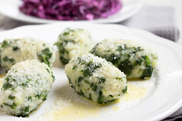 Käse-Spinat-Nocken