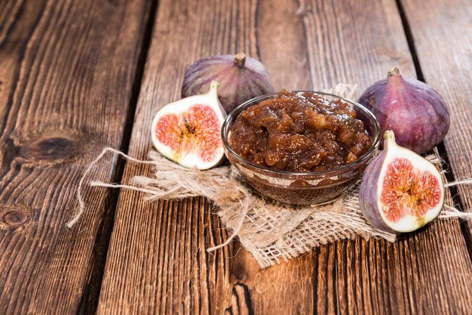 Feigen-Dip mit Nüssen