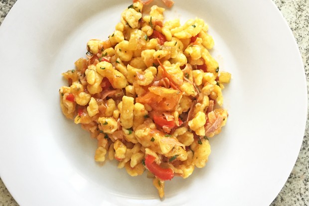 Mediterrane Spätzlepfanne