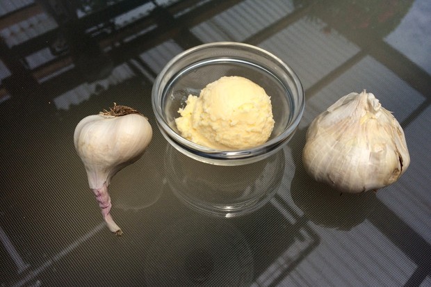 Knoblauchbutter
