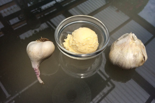 Knoblauchbutter