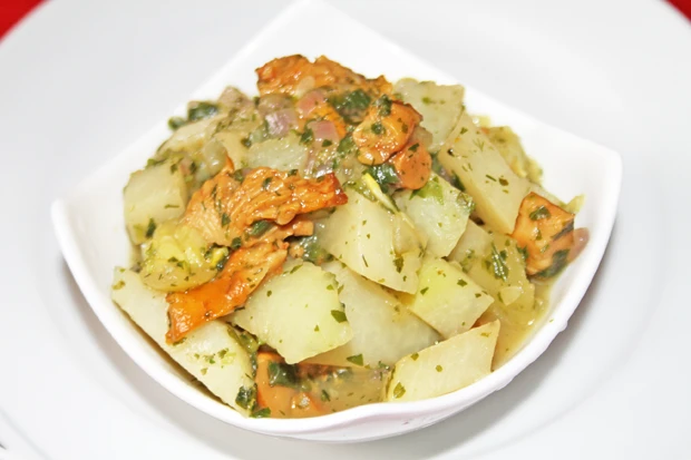Kohlrabi - Zucchini - Eierschwammerl - Gemüse