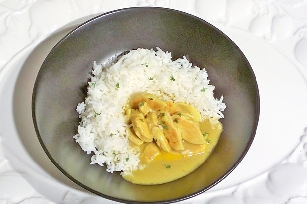 Mangohuhn mit Kressereis