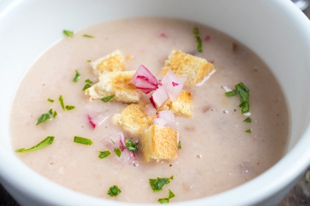 Cremige Radieschensuppe