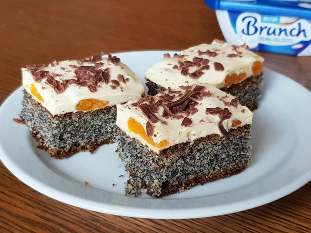 Mohn-Brunch-Fruchtschnitten