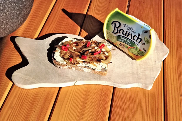 Pikanter Snack mit Brunch