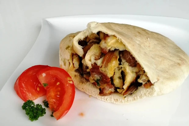 D&ouml;ner mit Pilzen und Ei