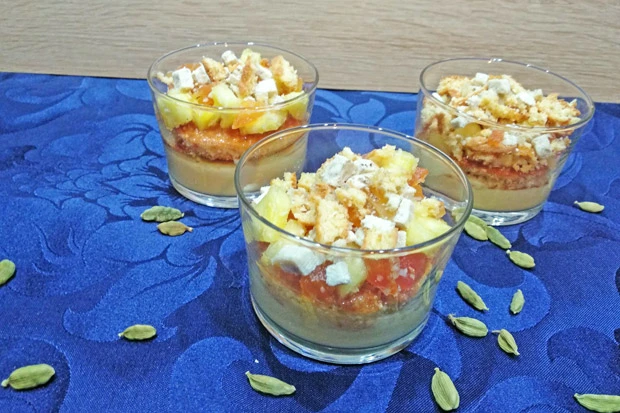 Exotisches Kardamom-Schichtdessert