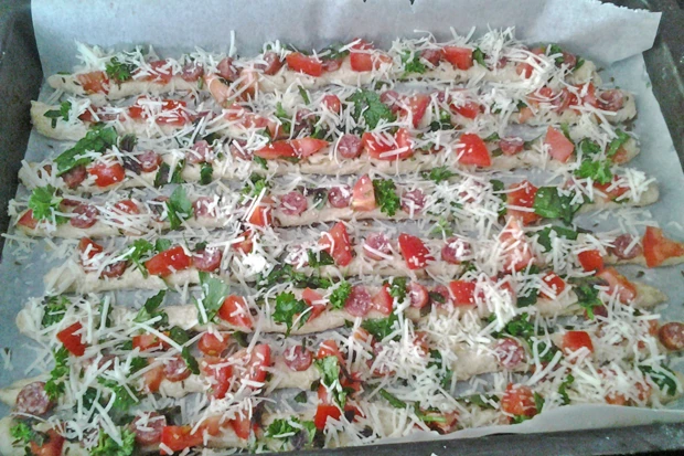 Kr&auml;uter-Parmesan-Stangerl