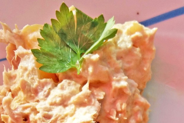 Schneller Thunfisch-Ananassalat mit Brunch