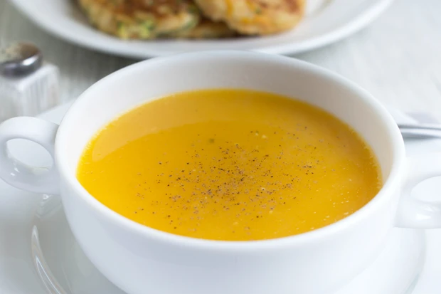 Sellerie-S&uuml;&szlig;kartoffel-Suppe