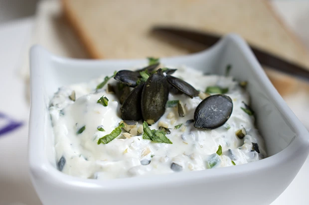 K&uuml;rbis-Feta-Aufstrich