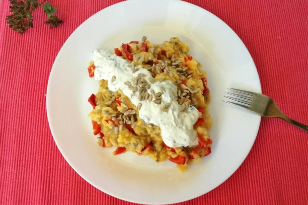 Polenta mit Kr&auml;uterdip