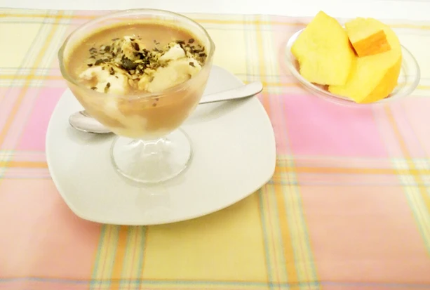 K&uuml;rbis-Eis-Dessert