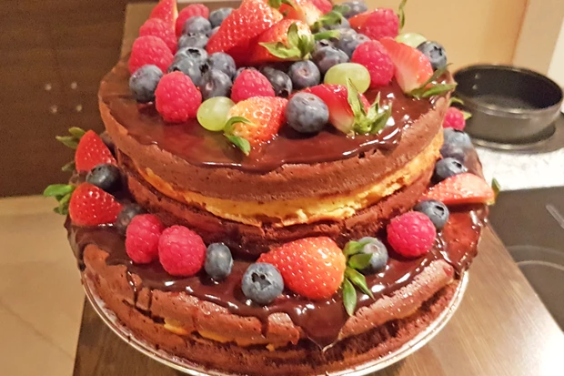 Naked Cake mit Fr&uuml;chten