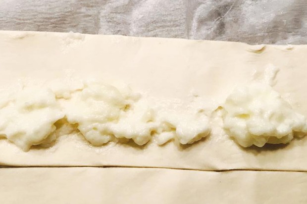 Blätterteigschnecke mit Kokospudding