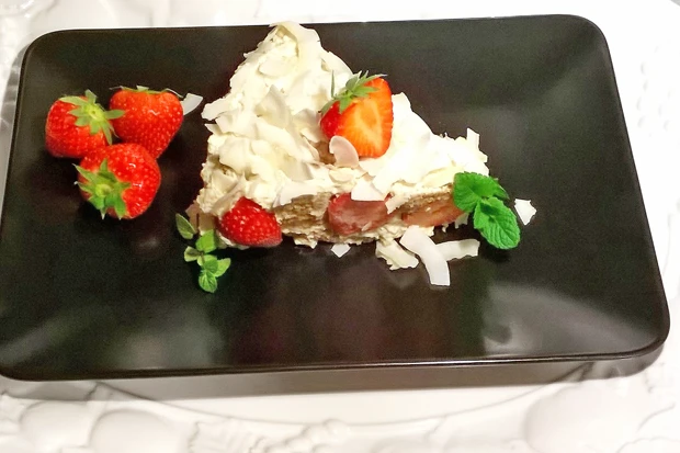 Brunch - Torte mit Erdbeeren