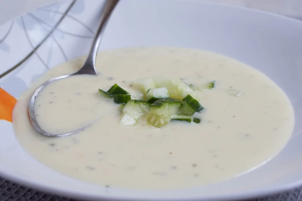 Omas Gurkensuppe