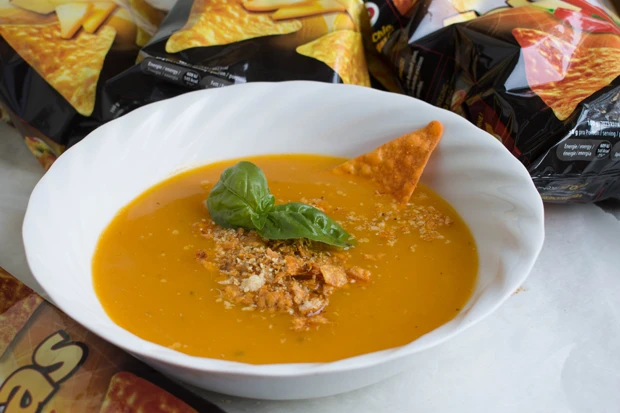 Süßkartoffelsuppe mit besonderen Croutons