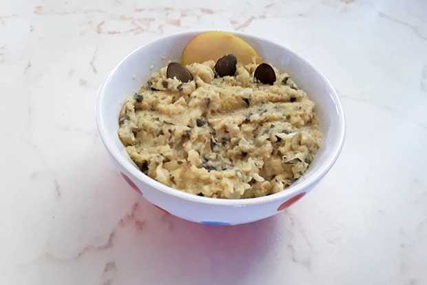 Zwiebel-Apfelaufstrich mit K&uuml;rbiskernen