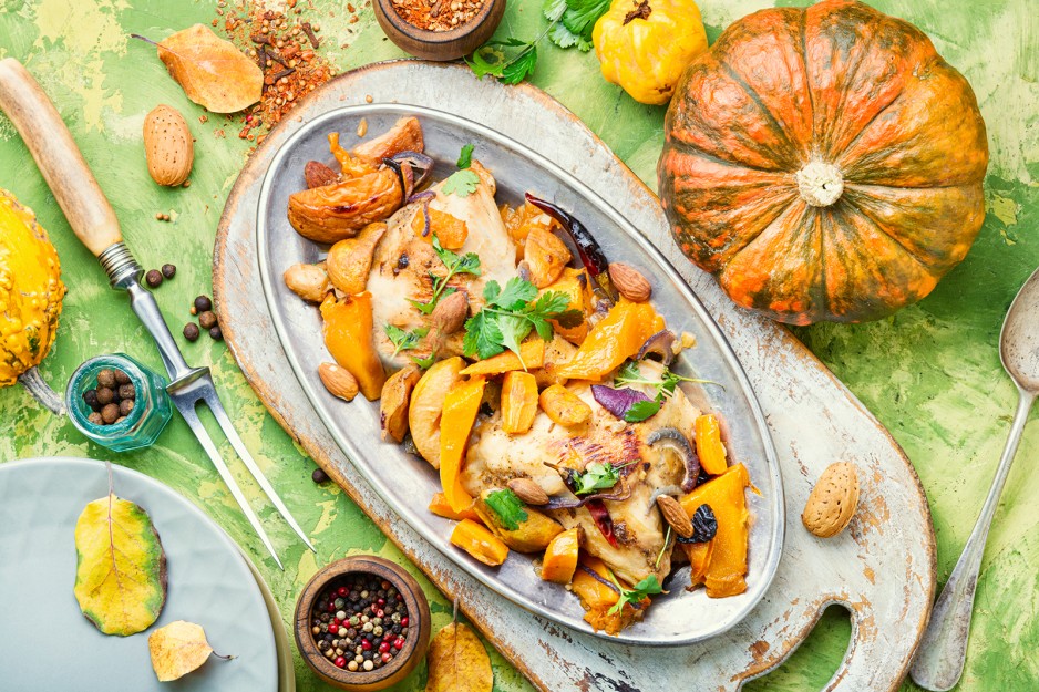 One-Tray-Oven: Herbstliche Hühnerfilets mit Kürbis